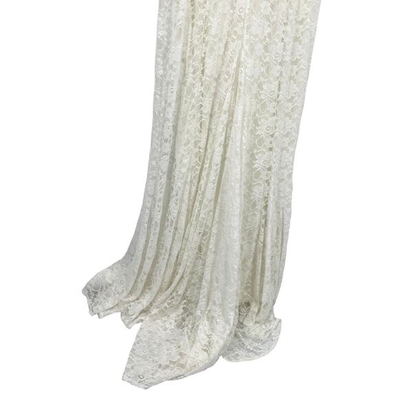 NEW Torrid Ever After Ivory Lace Gown Wedding Dress Women's Size 18 - Picture 4 of 14